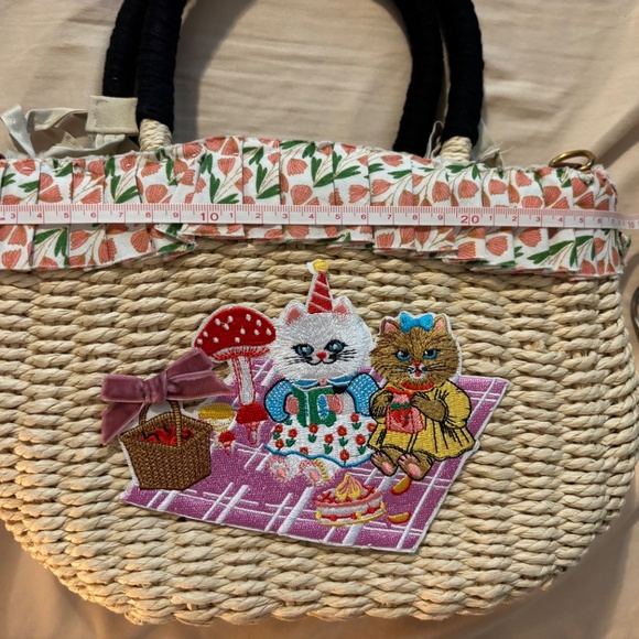 handmade kittens embroidered straw bag, - Picture 6 of 8